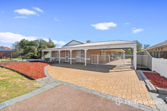 11 Wade Square, Stratton, WA 6056