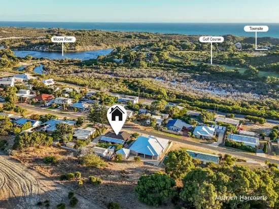 11 Walebing Way, Guilderton, WA 6041