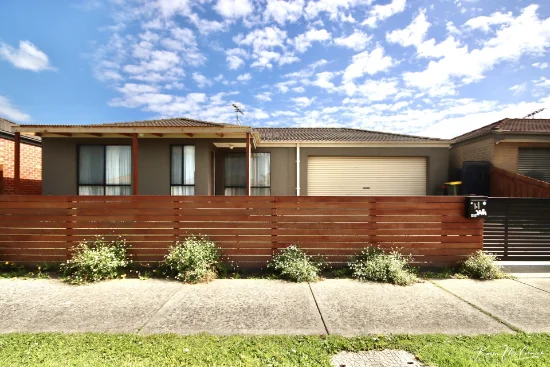 11 Waratah Street, Longwarry, Vic 3816
