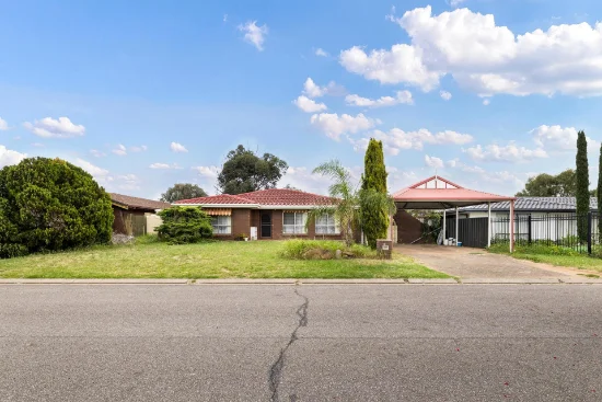 11 Warming Street, Parafield Gardens, SA 5107