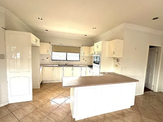 11 Warwick St, Punchbowl, NSW 2196