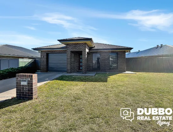 11 Waterfall Crescent, Dubbo, NSW 2830