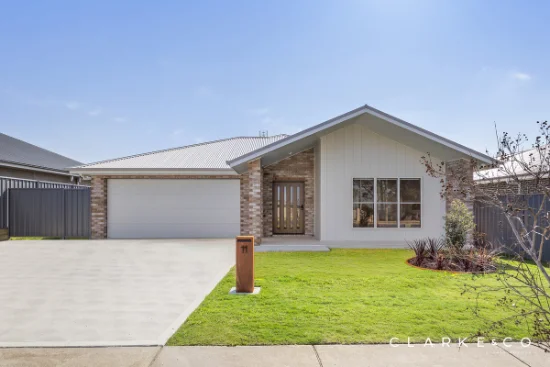 11 Waterworks Road, Rutherford, NSW 2320