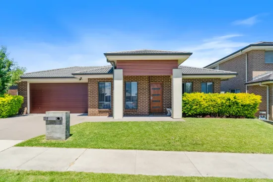 11 Willmington Loop, Oran Park, NSW 2570