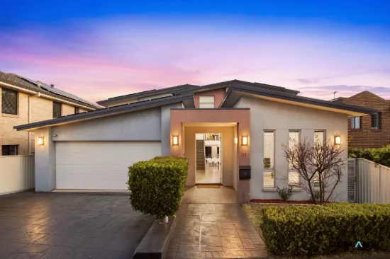 11 Willowie Way, Voyager Point, NSW 2172
