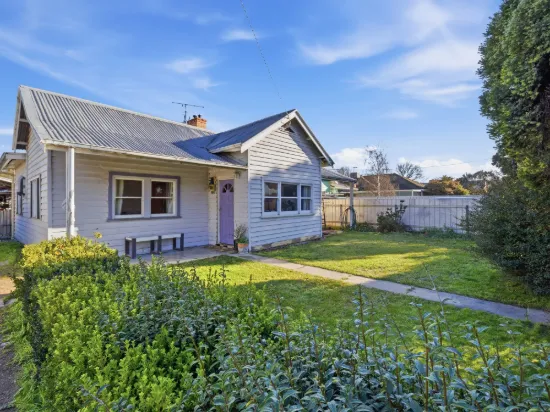 11 Witt Street, Benalla, Vic 3672