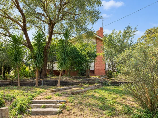 110 Eaglehawk Road, Ironbark, Vic 3550