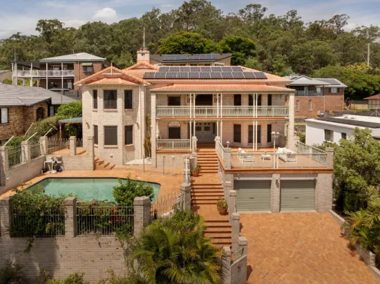 110 Kilmorey Street, Carindale QLD 4152-Image