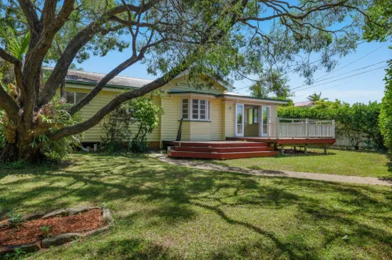 110 Stradbroke Avenue, Wynnum, Qld 4178