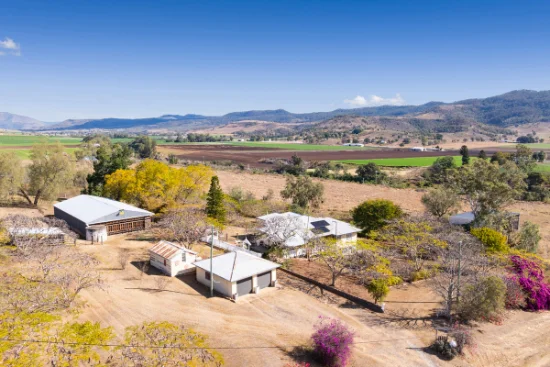 110 Upper Tenthill School Road, Upper Tenthill, Qld 4343
