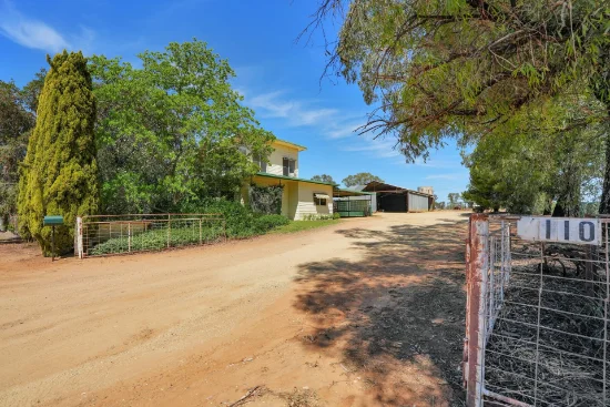 110 Webbs Siding Road, Narromine, NSW 2821