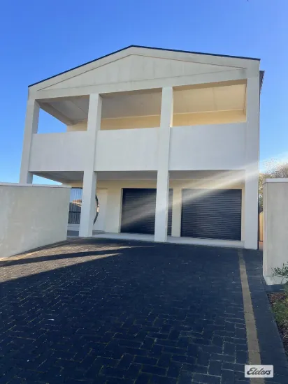 110 Wentworth Parade, Hindmarsh Island, SA 5214