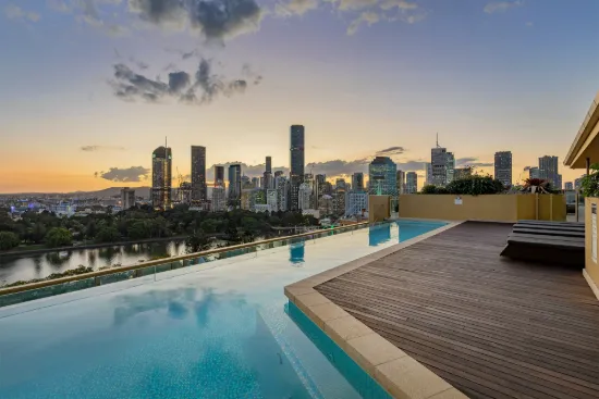 1108/25 Shafston Avenue, Kangaroo Point, Qld 4169-Image