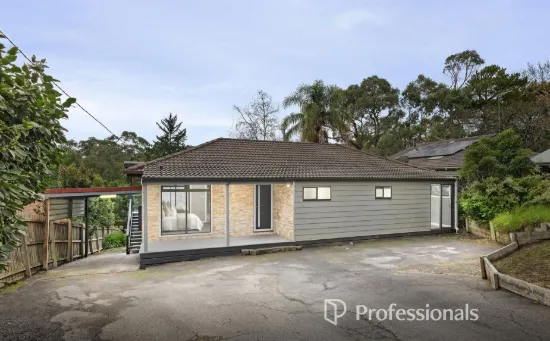 111 Birmingham Road, Mount Evelyn, Vic 3796