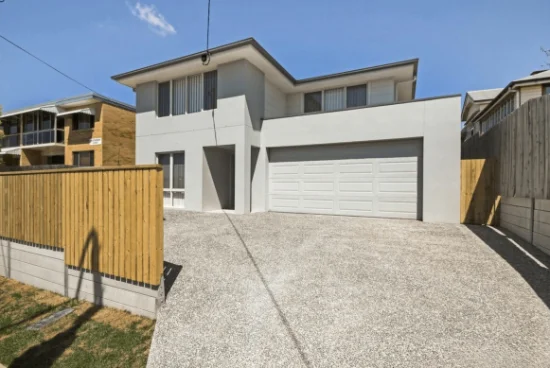 111 Chatsworth Road, Coorparoo, Qld 4151