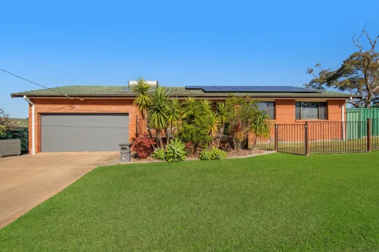111 Perouse Ave Avenue, San Remo, NSW 2262