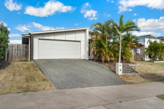 111 Springfield Drive, Norman Gardens, Qld 4701