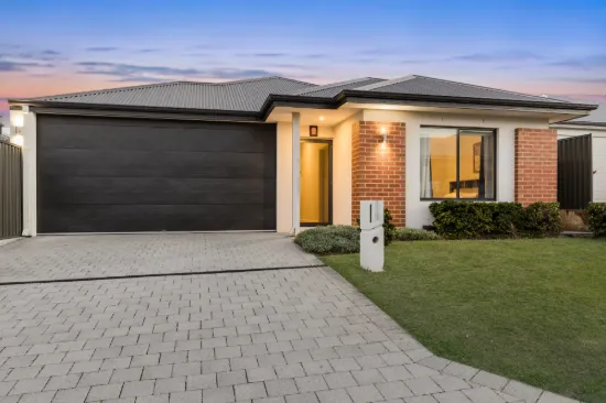 111 Turquoise Boulevard, Treeby, WA 6164