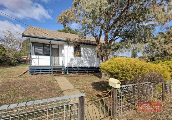 112 Bannister Road, Narrogin, WA 6312
