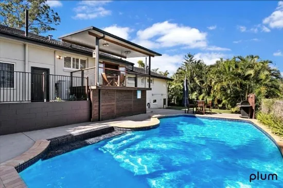 112 Burbong Street, Chapel Hill, Qld 4069