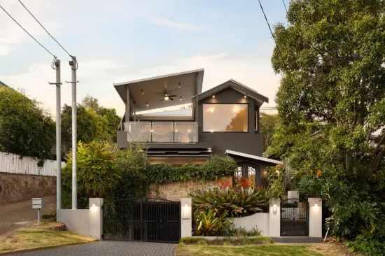 112 Fifth Avenue, Windsor, Qld 4030