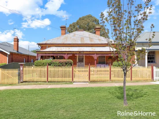 112 Peel Street, Bathurst, NSW 2795