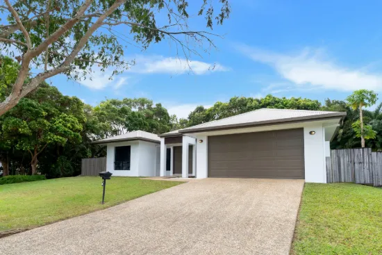 112 Roberts Drive, Trinity Beach, Qld 4879