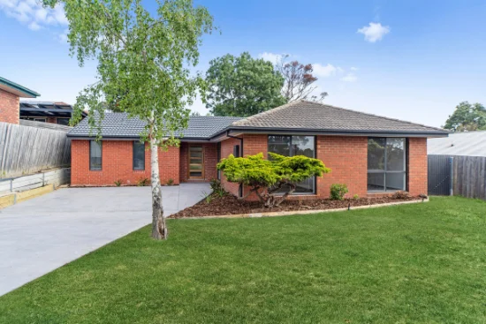 112 Southgateway, Langwarrin, Vic 3910 - For Rent