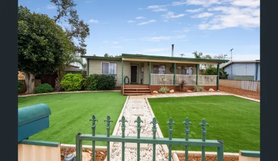 112 Sylvester Street, Coolgardie, WA 6429