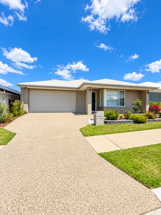113 Guroman Drive, Greenbank, Qld 4124 - For Rent