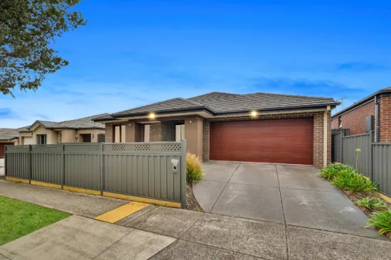 114 Kinglake Drive, Manor Lakes, Vic 3024