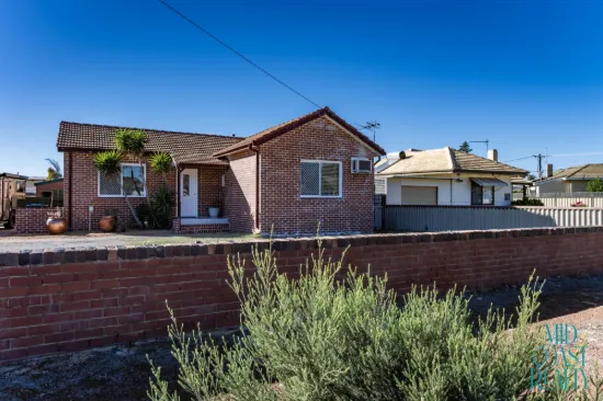 115 Francis Street, Beachlands, WA 6530
