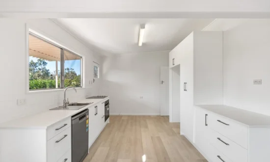 116 Marshall Lane, Kenmore, Qld 4069