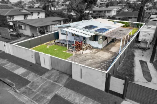 116 Whiting Street, Labrador, Qld 4215