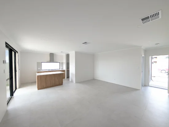 117 Lakefield Dr, Brabham, WA 6055
