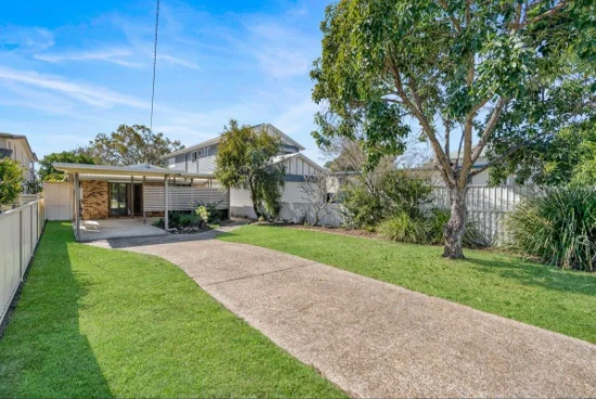 117 O'quinn Street, Nudgee Beach QLD 4014-Image
