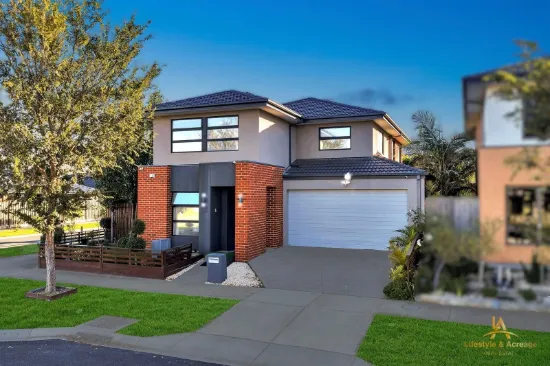 117 Thoroughbred drive, Clyde North, Vic 3978