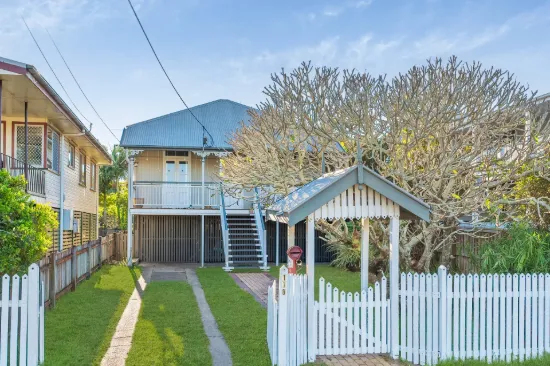 118 Friday Street, Shorncliffe, Qld 4017