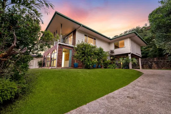 118 Hillview Crescent, Whitfield, Qld 4870