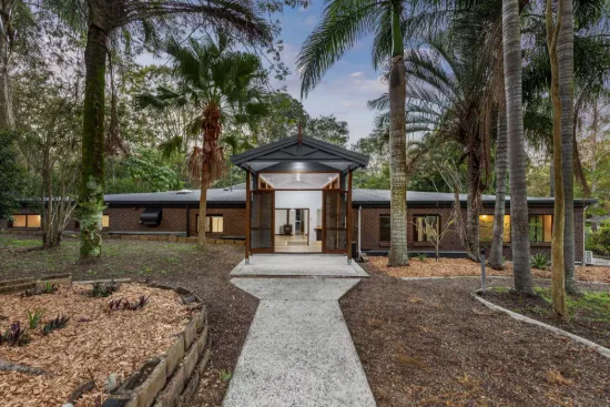 118 Phillip Crescent, Barellan Point, Qld 4306