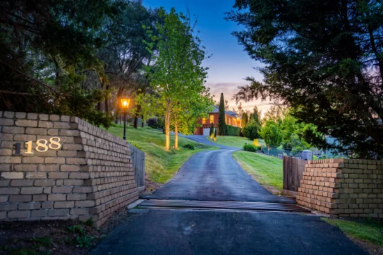 1188 Padman Drive, West Albury, NSW 2640 - For Sale