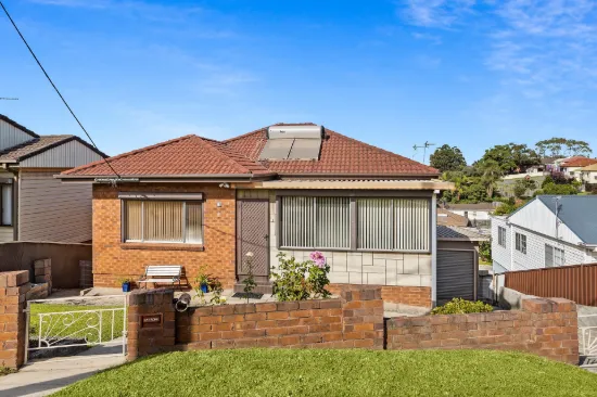 11A First Avenue North, Warrawong, NSW 2502