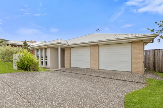 11A Thomas Court, Augustine Heights, Qld 4300