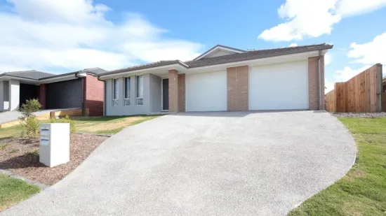 1&2/10 Sapphire Crescent, Redbank Plains, Qld 4301