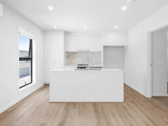 12/23 Boxer Dr, Wyndham Vale, Vic 3024