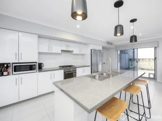 12/39 Edinburgh Road, Forrestfield, WA 6058
