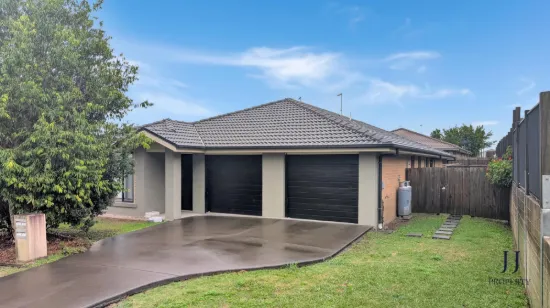 1&2/4 Percy Lane, Redbank Plains, Qld 4301
