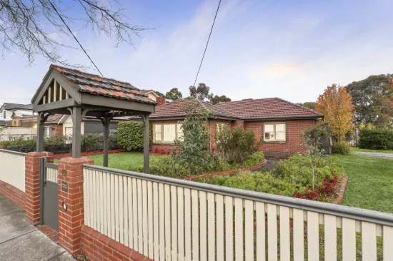 12 Abbotsford Avenue, Malvern East, Vic 3145