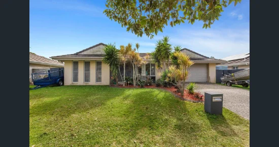 12 Adam Street, Beachmere QLD 4510 - For Rent