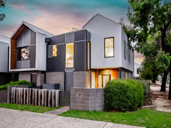 12 Alarah Boulevard, Cranbourne West VIC 3977-Image